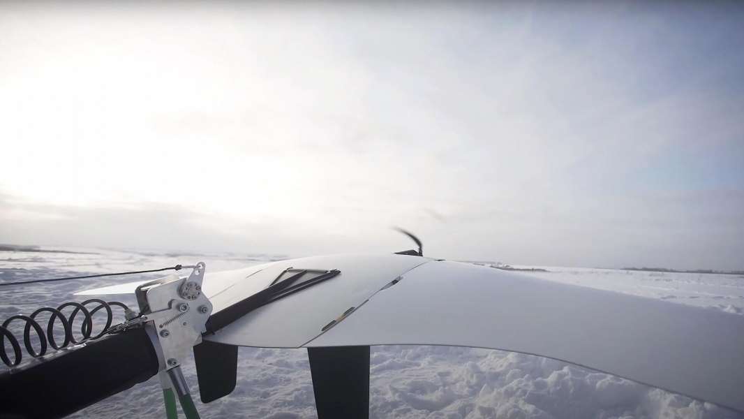 Минобороны: расчеты БПЛА Supercam уничтожили бронетехнику ВСУ под Авдеевкой